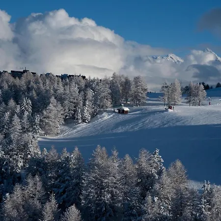 In Out Luxury & Mountain By Alpvision Residences ヴェゾナ